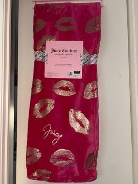 Juicy Couture Hot Pink Plush Throw with Metallic Gold Lips